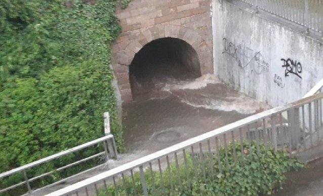 Bild: Wasser im Tunnel