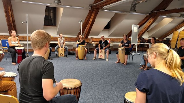 Bild: Kurs Elementare Musikpraxis erfolgreich gestartet