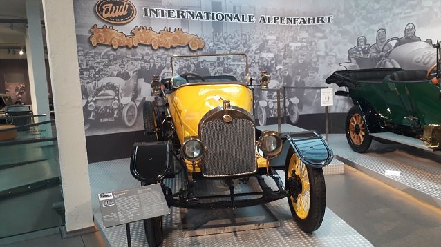 Bild: Das August Horch Museum in Zwickau blickt auf eine lange Tradition im Fahrzeugbau zur&uuml;ck