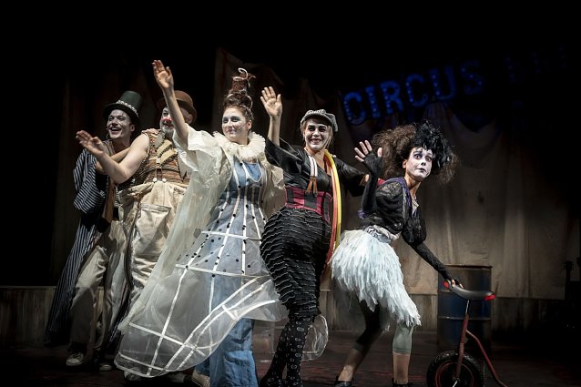 Bild: Das Theater Rudolstadt ist wieder in Nordhausen zu Gast, diesmal mit Brecht
