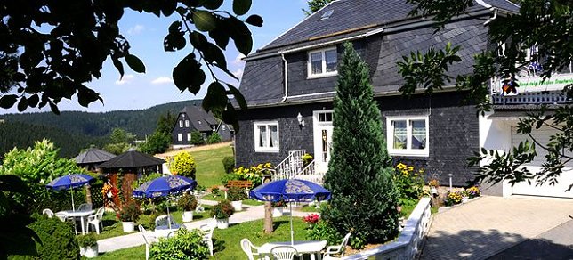 Bild: "Rennsteig-Pension Trautwein"  Beliebtester Ferienhof in Th&uuml;ringen