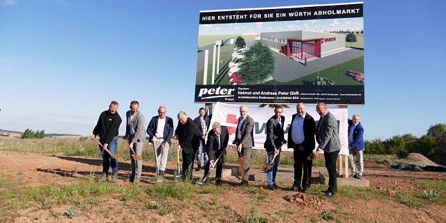 Bild: Spatenstich im neuen Gewerbegebiet