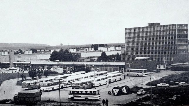 Bild: Busbahnhof
