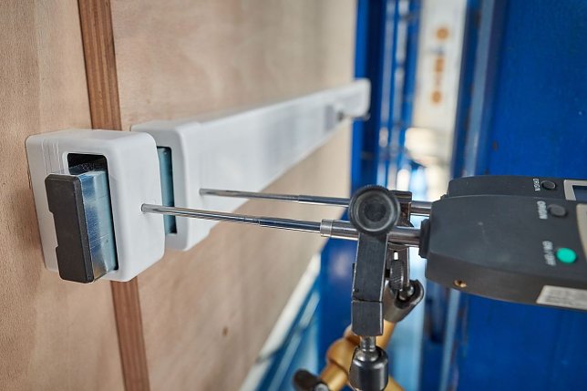 Bild: Fenster und T&uuml;ren lassen sich mit Sicherungen nach&shy;r&uuml;sten