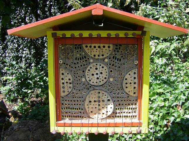 Bild: Das perfekte Bienenhotel