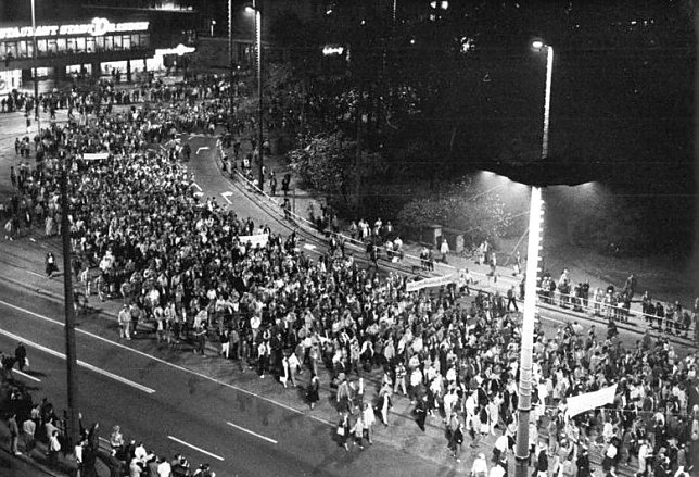 Bild: Zehntausende in Leipzig