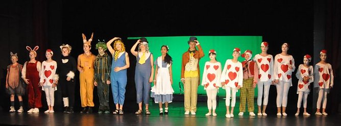 Toll (Foto: Theater Nordhausen) Toll (Foto: Theater Nordhausen)