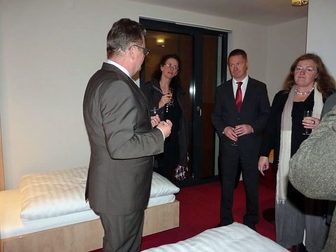 Feierliche Er&ouml;ffnung (Foto: Karl-Heinz Herrmann)