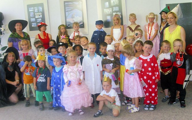 M&auml;rchenstunden (Foto: Bibliothek)