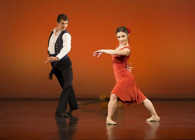 Mehrere Einführungen (Foto: Tilmann Graner) Mehrere Einführungen (Foto: Tilmann Graner)