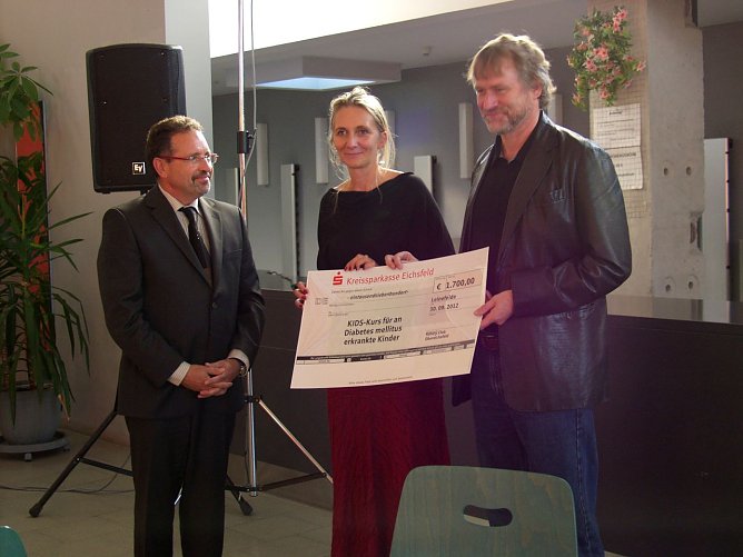 Spenden&uuml;bergabe Rotary (Foto: Ilka K&uuml;hn)