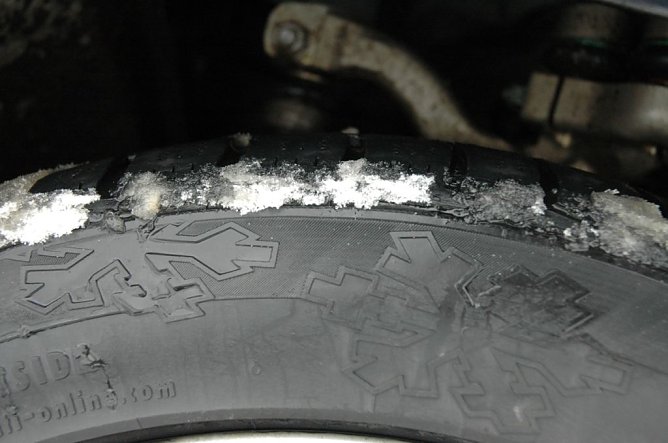 Rechtzeitig umrüsten (Foto: TÜV) Rechtzeitig umrüsten (Foto: TÜV)