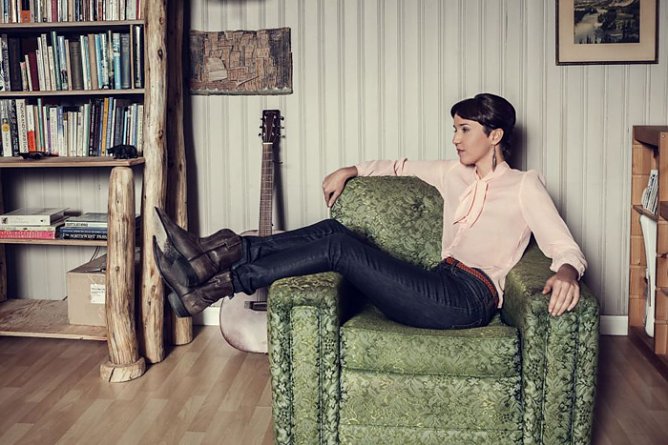 Sarah MacDougall im Konzert (Foto: Kunsthof Friedrichsrode)