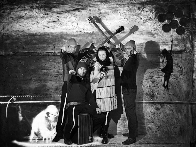 ROMEO + JULIA (Foto: Th&uuml;ringer Theaterverband)