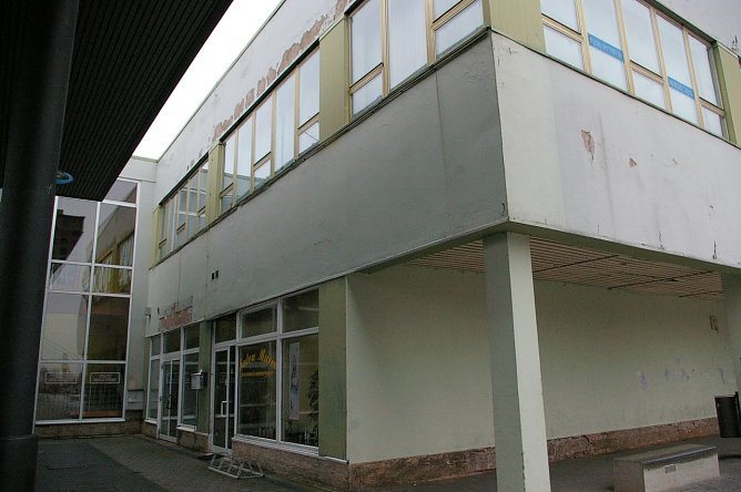 Bibliothekgebäude (Foto: Ilka Kühn) Bibliothekgebäude (Foto: Ilka Kühn)