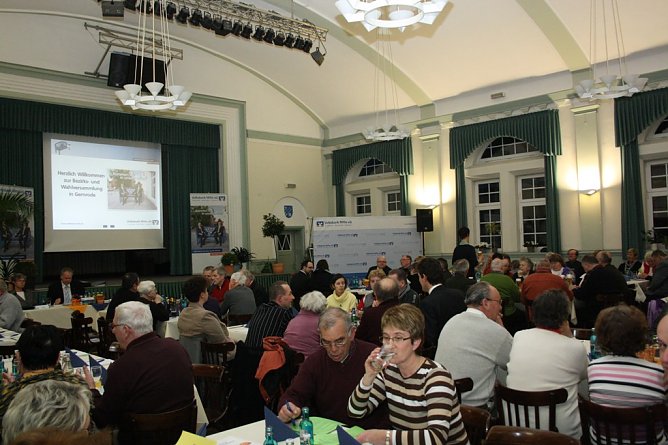 Wahlversammlung in Gernrode (Foto: Cornelia Kurth-Scharf) Wahlversammlung in Gernrode (Foto: Cornelia Kurth-Scharf)