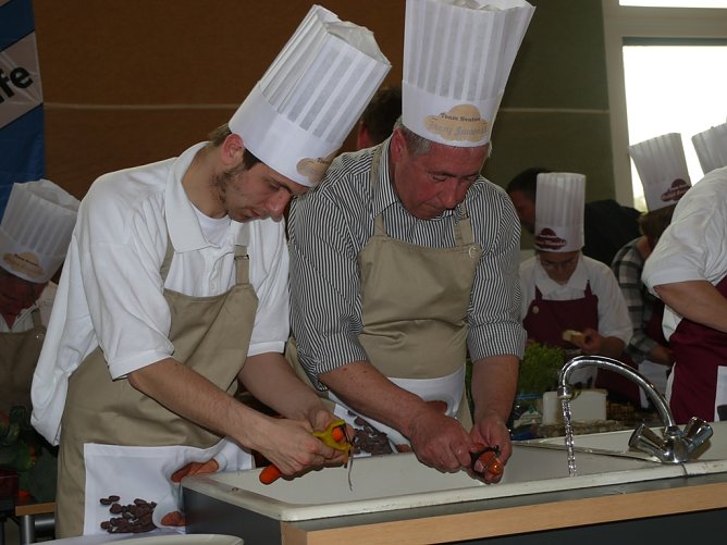 Kochduell (Foto: Ilka Kühn) Kochduell (Foto: Ilka Kühn)