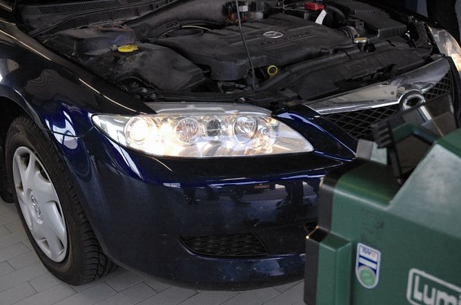 Lichttest (Foto: TÜV) Lichttest (Foto: TÜV)