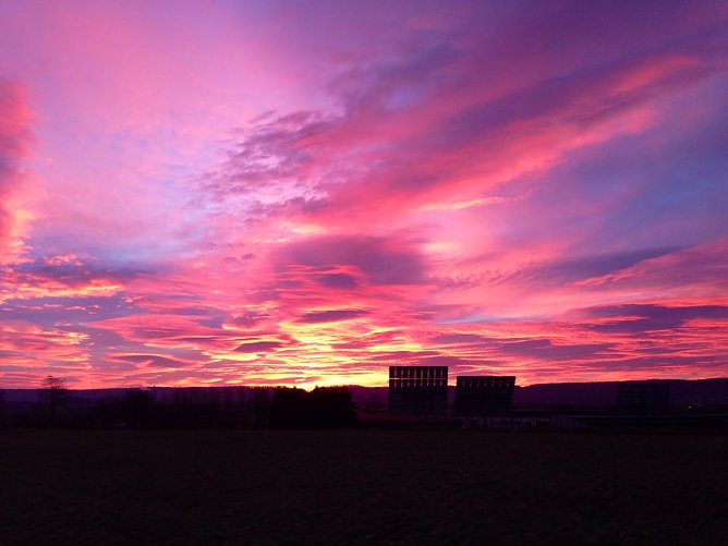 Feuer am Himmel (Foto: Bernd Peter) Feuer am Himmel (Foto: Bernd Peter)