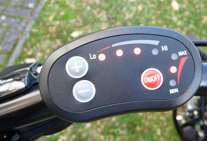 Mit dem E-Bike unterwegs (Foto: Karl-Heinz Herrmann)