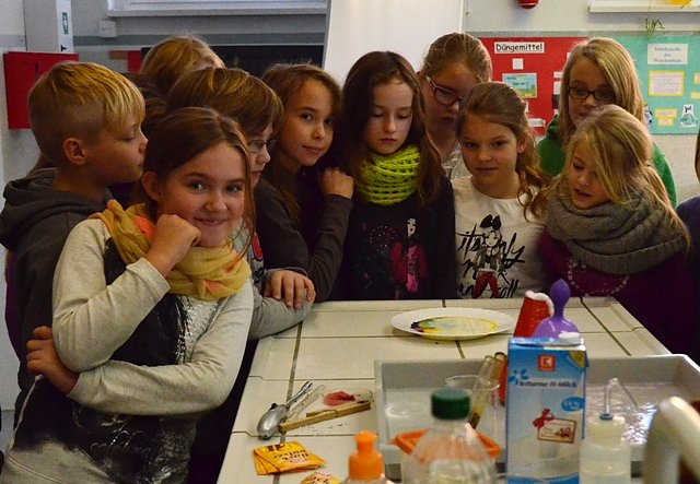 Grundschüler zu Besuch (Foto: E. Schwarz) Grundschüler zu Besuch (Foto: E. Schwarz)