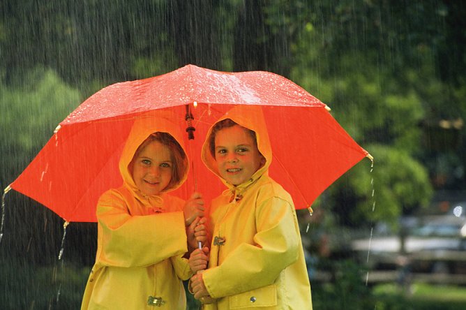 Unwetter &uuml;ber Europa (Foto: Jupiterimages/liquidlibrary/Thinkstock)