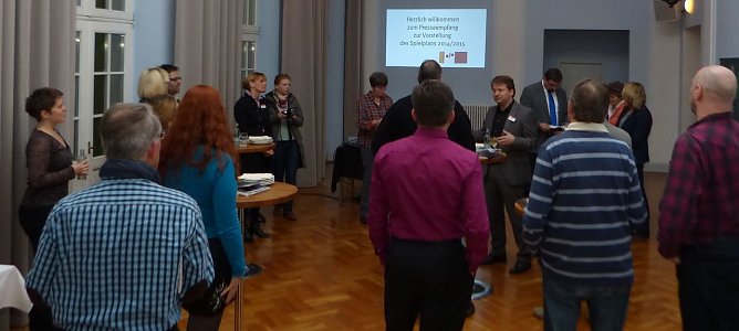 Spielplan vorgestellt (Foto: B. Susemihl) Spielplan vorgestellt (Foto: B. Susemihl)