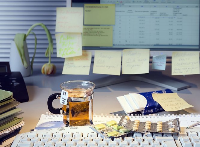 Krank zur Arbeit (Foto: IKK Classic)