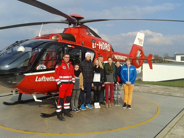 Rettungshubschrauber (Foto: Stefan Jankowski) Rettungshubschrauber (Foto: Stefan Jankowski)