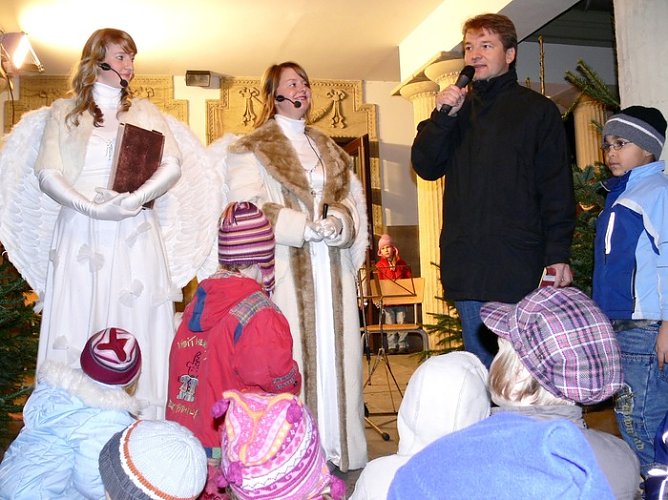 Zwei Engel und ein Intendant (Foto: Theater Nordhausen)