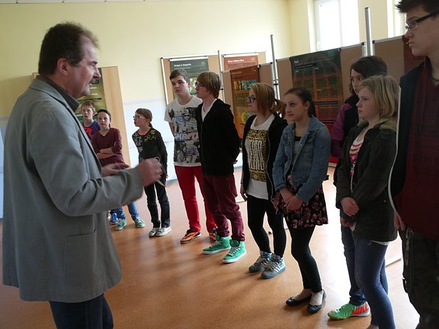 Ausstellungseröffnung Regelschule Worbis (Foto: Ilka Kühn) Ausstellungseröffnung Regelschule Worbis (Foto: Ilka Kühn)