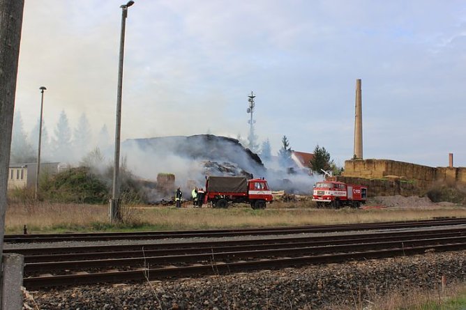 Kontrolliertes Abbrennen (Foto: Karl-Heinz Herrmann)