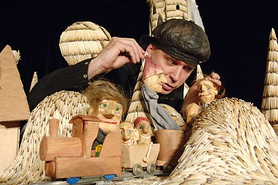 Familientag am 1.Mai 2014 (Foto: Kunsthof Friedrichsrode) Familientag am 1.Mai 2014 (Foto: Kunsthof Friedrichsrode)