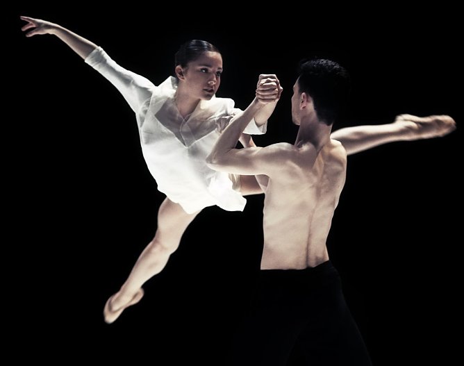 Postscript, Nederlands Dans Theater II. (Foto: Rahi Rezvani) Postscript, Nederlands Dans Theater II. (Foto: Rahi Rezvani)