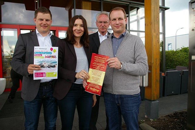 Vorbereitung des Gewerbegebietsfestes (Foto: Ilka K&uuml;hn)