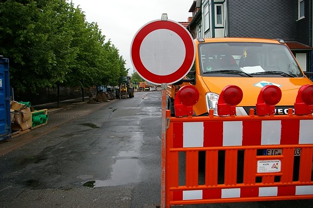 Straßenbauarbeiten (Foto: Ilka Kühn) Straßenbauarbeiten (Foto: Ilka Kühn)