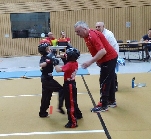 Kickboxen in Zella-Mehlis (Foto: Jürgen Elies) Kickboxen in Zella-Mehlis (Foto: Jürgen Elies)