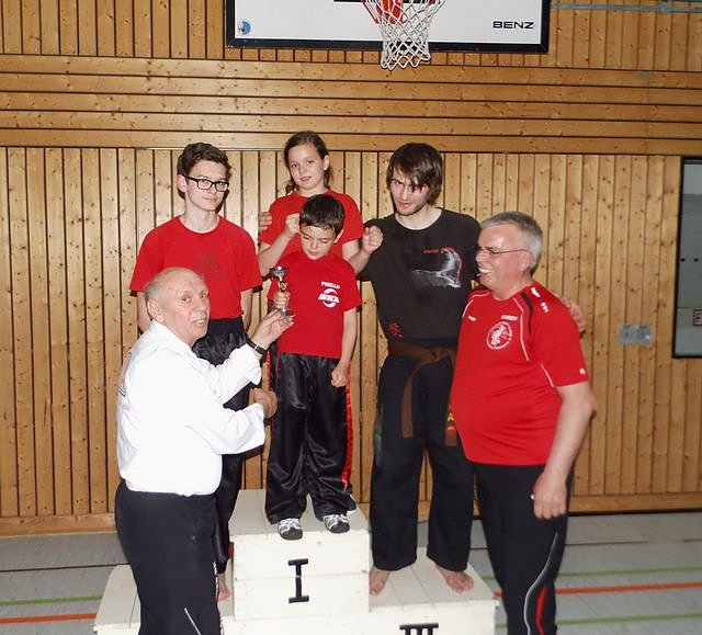 Kickboxen in Zella-Mehlis (Foto: Jürgen Elies) Kickboxen in Zella-Mehlis (Foto: Jürgen Elies)