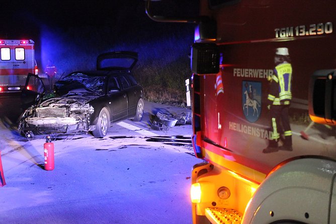 Unfall auf der A 38 (Foto: Feuerwehr Heiligenstadt)