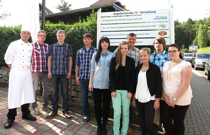 Neue Azubis Klinikgesellschaft (Foto: Patrick Märtens) Neue Azubis Klinikgesellschaft (Foto: Patrick Märtens)