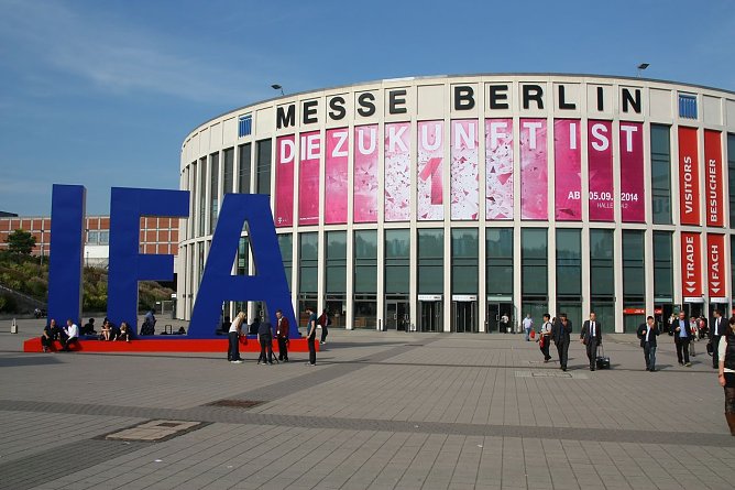 Besuch auf der IFA (Foto: Grandner) Besuch auf der IFA (Foto: Grandner)