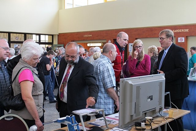 Tag des weißen Stockes (Foto: Rainer Hofmann) Tag des weißen Stockes (Foto: Rainer Hofmann)