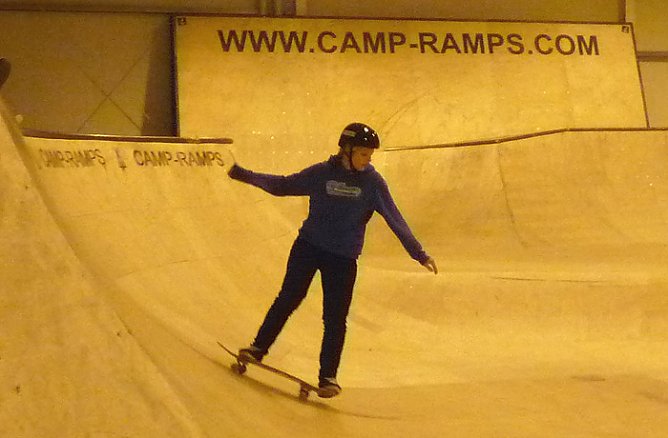 In der Skaterhalle (Foto: Karl-Heinz Herrmann)