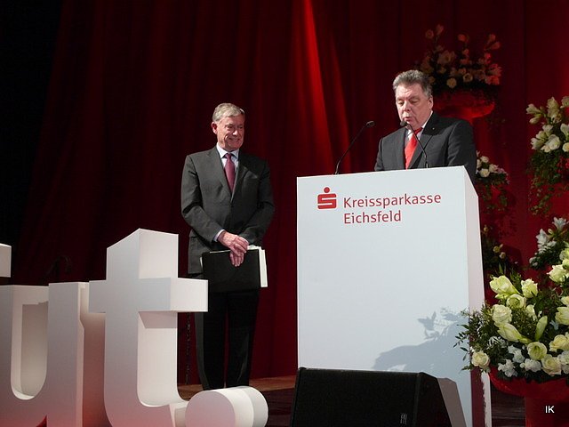 Begr&uuml;&szlig;ung  (Foto: Ilka K&uuml;hn)