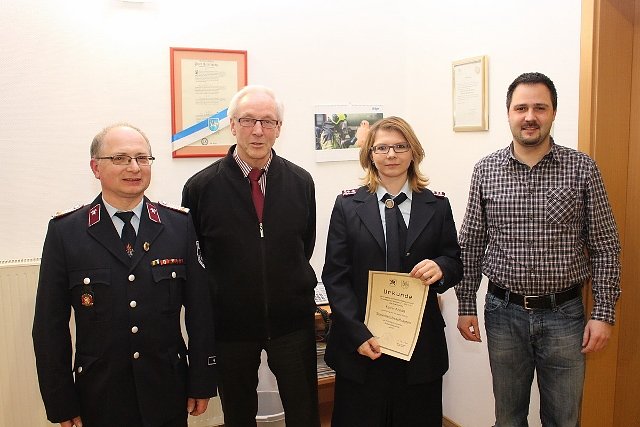 Sicherheitsbeauftragte Katrin Anhalt (3. v. l.) (Foto: Feuerwehr Heiligenstadt)