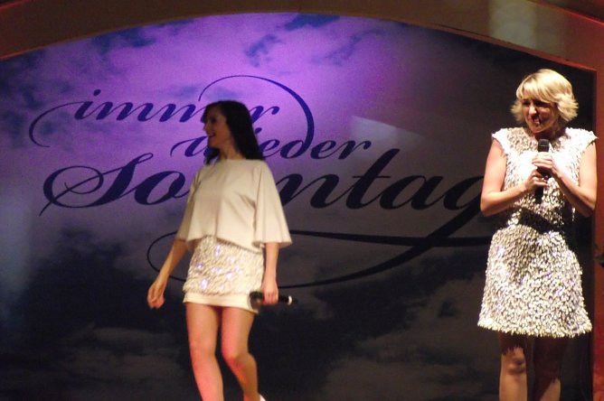 Die Schwestern Anita & Alexandra Hofmann (Foto: Kurt Frank)