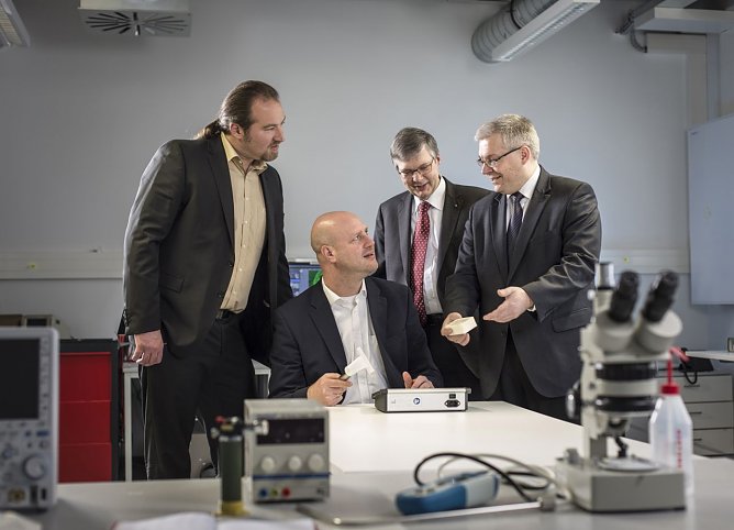 Plasma (Foto: Dirk Mahler/Fraunhofer) Plasma (Foto: Dirk Mahler/Fraunhofer)