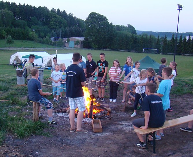 Zeltlager (Foto: FW Geisleden) Zeltlager (Foto: FW Geisleden)