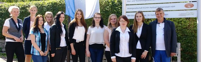 Neue Azubis (Foto: Patrick M&auml;rtens)