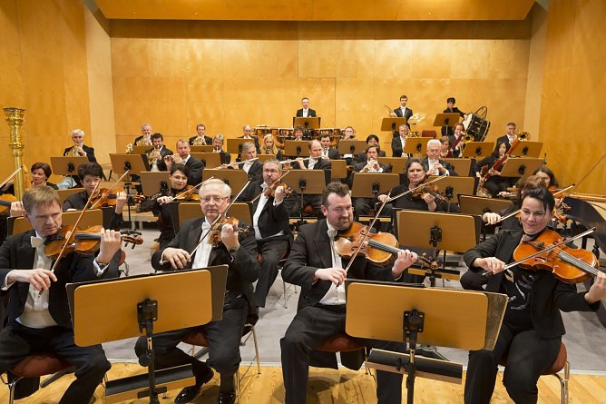 Das Loh Orchester eröffnet in Sonderhausen die Saison mit "Faust" (Foto: Tilmann Graner) Das Loh Orchester eröffnet in Sonderhausen die Saison mit "Faust" (Foto: Tilmann Graner)